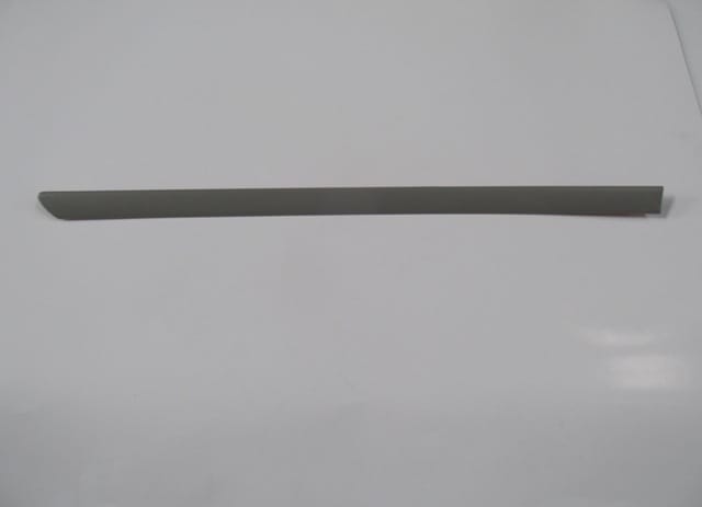 VOLKSWAGEN-POLO--4--99/01;-REAR-DOOR--MOULDING-RH-GREY