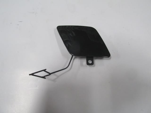 VOLKSWAGEN-CC--13/17;-FRONT-BUMPER-TOW-HOOK-COVER