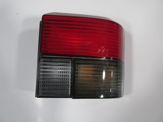 VOLKSWAGEN-TRANSPORTER--T4--02/03;-STOP-LAMBASI-SAĞ-FÜME/KIRMIZI-(MARS)