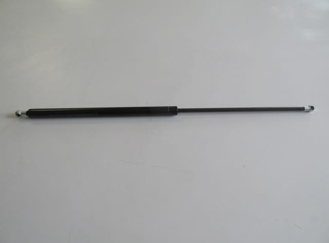 VOLKSWAGEN-TRANSPORTER--T4--96/01;-BAGAJ-AMORTİSÖRÜ-(70CM)-SAĞ/SOL-AYNI-ADET