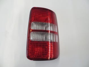 VOLKSWAGEN-CADDY--11/15;-STOP-LAMBASI-SAĞ-KIRMIZI/BEYAZ-(MARS)-(E-MARKLI)