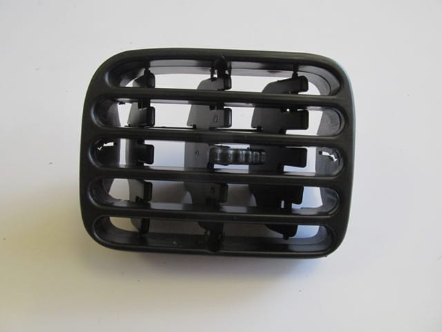 RENAULT-CLIO--SD/HB--02/08;--FRONT-GRILLE-PLAST.-LH-BLACK-(DIFFUSER)