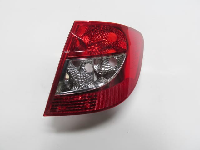 RENAULT-SYMBOL--THALIA--SD--09/12;-STOP-LAMBASI-SAĞ-KIRMIZI/BEYAZ-DUYSUZ-(MARS)-(E-MARKLI)