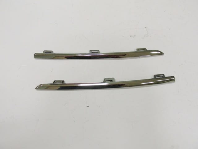 RENAULT-SYMBOL--17/21;-F.-GRILLE-MOULDING