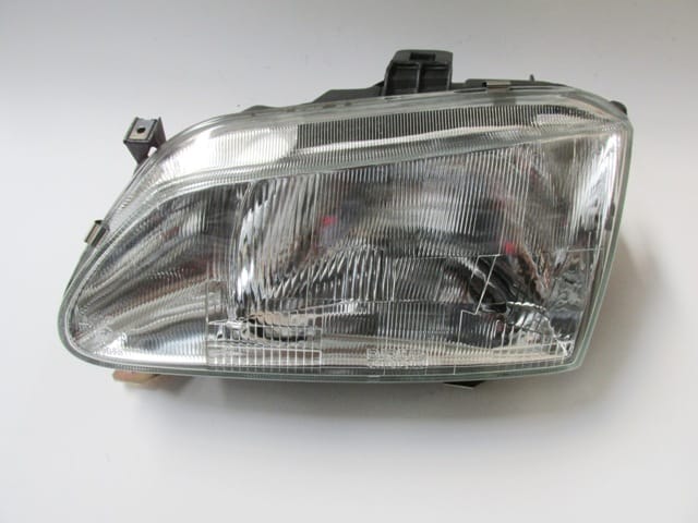 RENAULT-MEGANE--1--98/99;-FAR-LAMBASI-SOL-ELEKTRİKLİ/MOTORSUZ-(H4)(AYFAR)