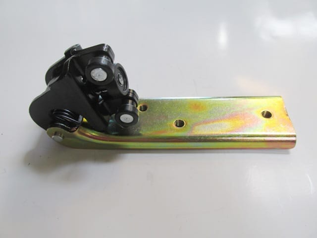 RENAULT-MASTER--04/10;-CENTRAL-ROLLER-ARM-MIDDLE-RH