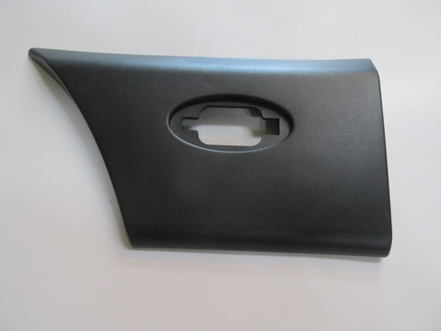 RENAULT-MASTER--4--20/24;-REAR-FENDER-BODY-MOULDING-LH-BLACK-W/LAMP-HOLE