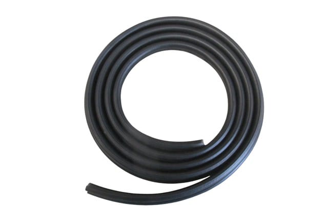 DACIA-DUSTER--10/17;-TAIL-GATE-DUST-RUBBER-(WINDSHIELD-MOULDING)