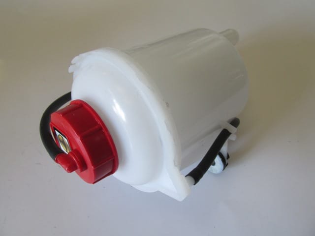 FIAT-PALIO--05/13;-HİDROLİK-DİREKSİYON-YAĞ-HAZNE-DEPOSU-KAPAKLI-(1.3-MULTİJET)