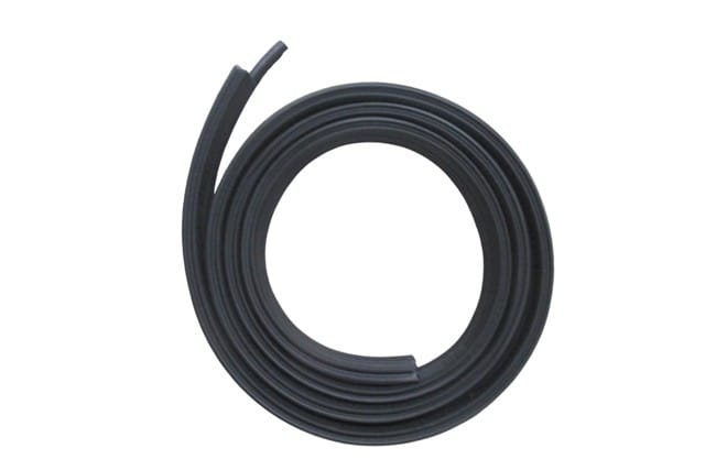 FIAT-LINEA-CLASSIC--06/15;-TAIL-GATE-DUST-RUBBER-(WINDSHIELD-MOULDING)