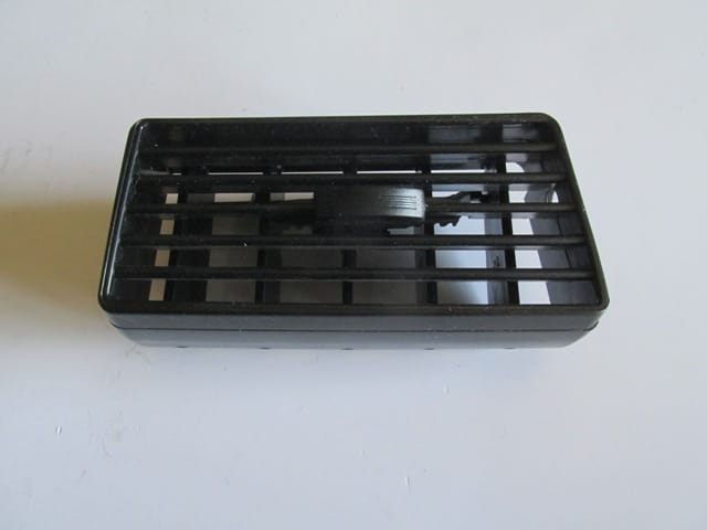 FIAT-LINEA-CLASSIC--06/15;-HEATER-BLOWING-CENTER-GRILLE-LH-(DIFFUSER)