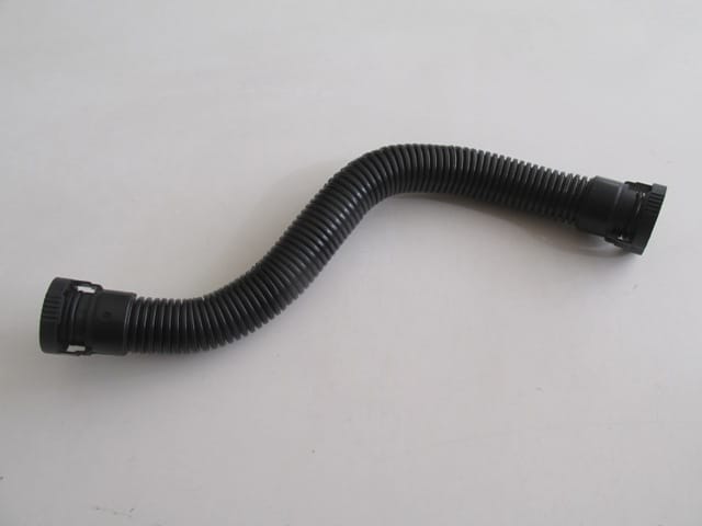 BMW-3-SERI--F30--12/18;-HAVA-TAHLİYE-HORTUMU