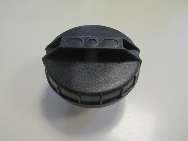 MAZDA-E2200--MINIBÜS--88/09;-FUEL-TANK-CAP-W/O-LOCK-PLASTIC
