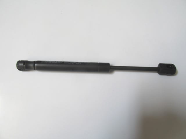 FORD-MONDEO--01/04;-BAGAJ-AMORTİSÖRÜ-(27CM)-SAĞ/SOL-AYNI-ADET