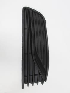 VOLKSWAGEN POLO- 6- 14/17; SİS LAMBA KAPAĞI SAĞ SİS DELİKSİZ/NİKELAJ ÇITASIZ (TW)