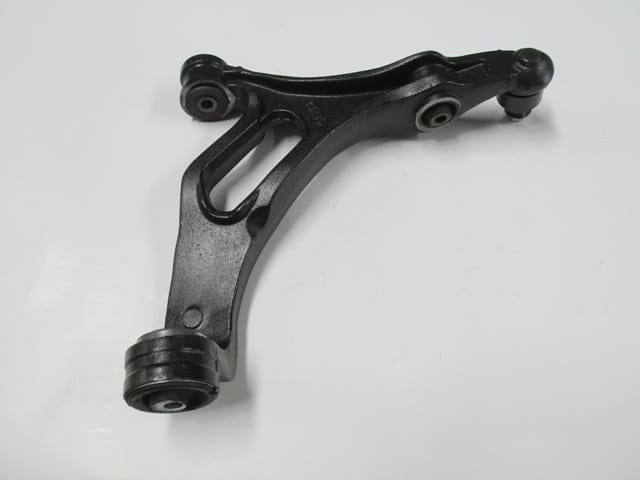 VOLKSWAGEN TOUAREG- 03/06; ÖN ALT TABLA SAG ROTILLI/BURÇLU (SALINCAK) (SH)