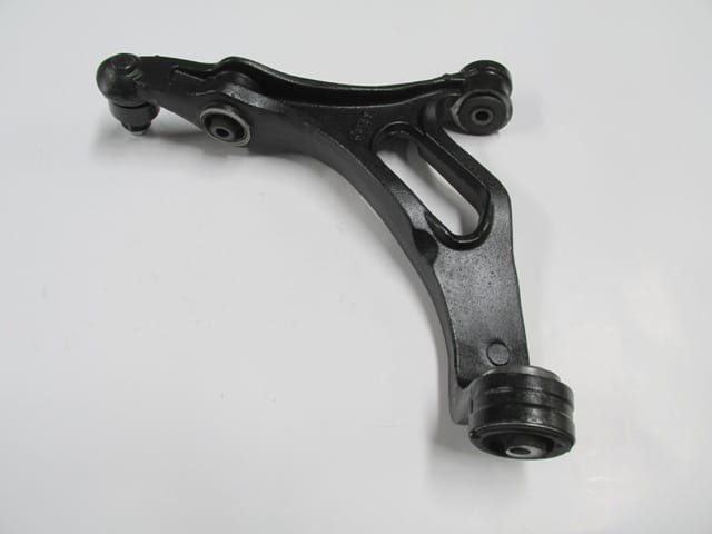 VOLKSWAGEN TOUAREG- 03/06; ÖN ALT TABLA SOL ROTILLI/BURÇLU (SALINCAK) (SH)