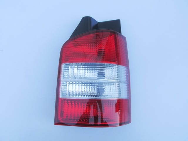 VOLKSWAGEN TRANSPORTER- T5- 04/09; STOP LAMBASI SAĞ KIRMIZI/BEYAZ (MARS) (E MARKLI)