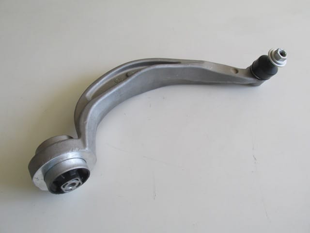 AUDI A4- 08/12; ÖN ALT TABLA SOL EGRI TIP BURÇLU/ROTILLI (65 MM M14) (SALINCAK) ALÜMINYUM (SH)