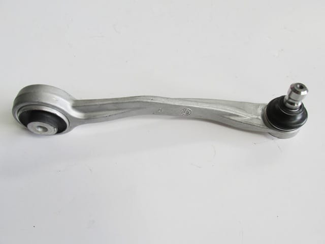 AUDI A4- 08/12; ÖN ÜST TABLA SAG EGRI TIP ROTILLI/BURÇLU (SALINCAK) ALÜMINYUM (SH)