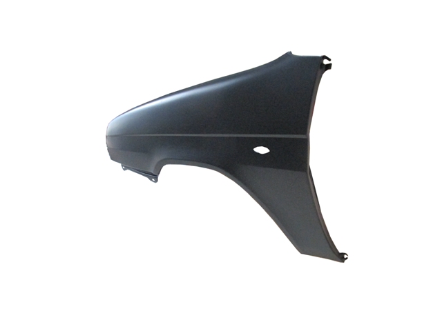 SKODA-FAVORIT--88/94;--FRONT-FENDER-W/HOLE-LH