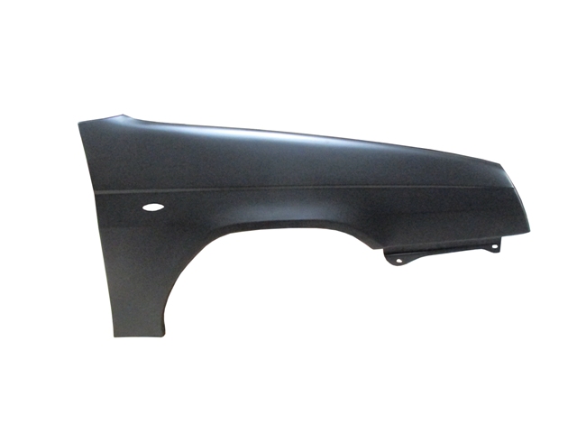 SKODA-FORMAN--88/94;-FRONT-FENDER-W/HOLE-RH