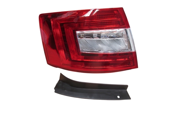 Skoda Octavia Stop Lambası Sol Kırmızı/Beyaz (Tw) (5R5945111)