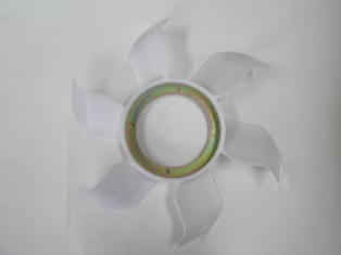 MITSUBISHI-L200--PICK-UP--06/15;-ENGINE-FAN-BLADE