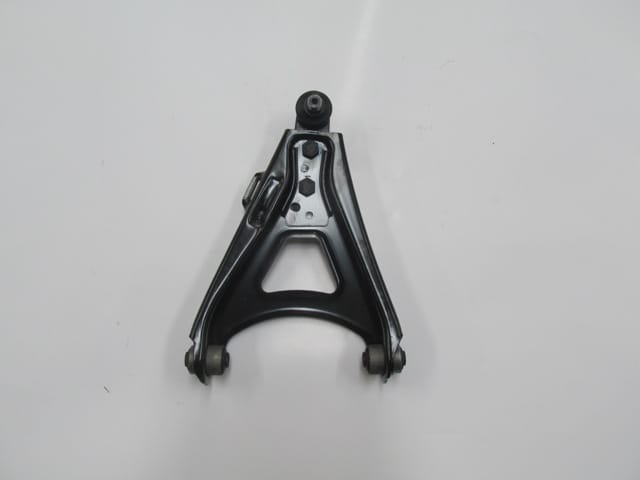 RENAULT R9- BROADWAY- 83/96; ÖN ALT TABLA SOL ROTILLI/BURÇLU (SALINCAK) (SH)