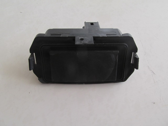 RENAULT-LATITUDE--11/15;-TAIL-GATE-BOOT-SWITCH-BUTTON