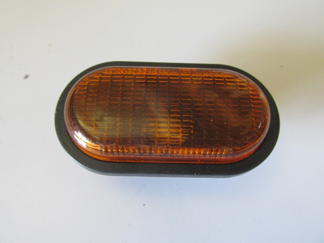 RENAULT-R19--EUROPA--92/01;--SIDE-LAMP-RH/LH-AMBER