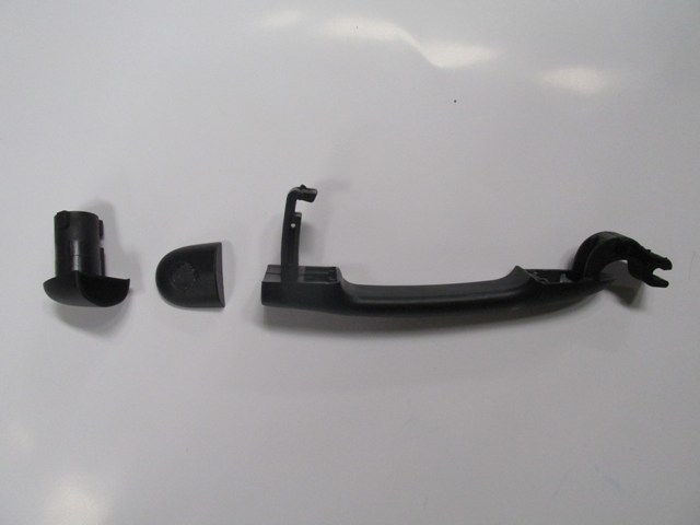 RENAULT-CAPTUR--13/19;-FRONT-DOOR-OUTSIDE-HANDLE-BLACK-RH/LH-W/O-SENSOR-HOLE