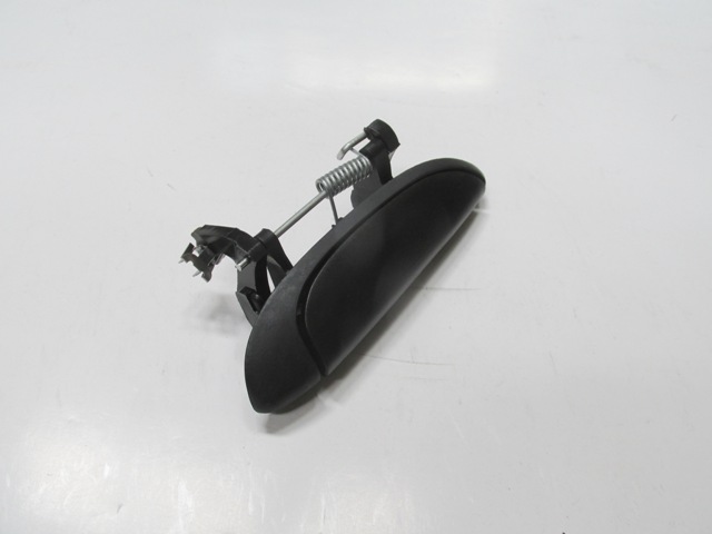 RENAULT-CLIO--2--SD--98/01;-FRONT-DOOR-OUT.-HANDLE-RH-BLACK