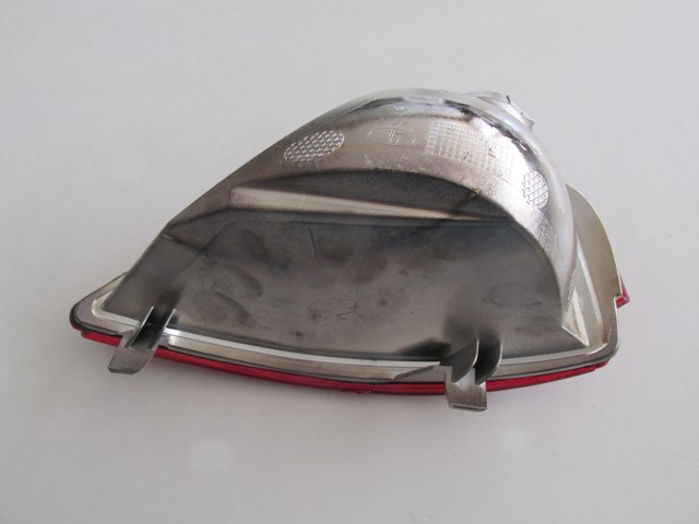 RENAULT-SYMBOL--17/21;-REAR-BUMPER-REFLECTOR-RH-RED