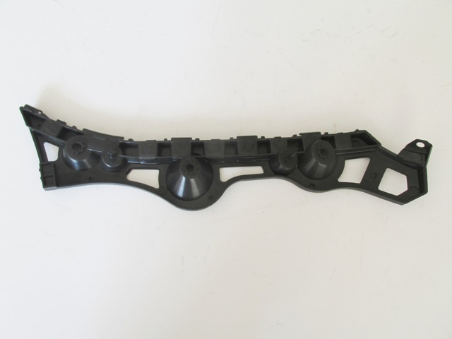 RENAULT-SYMBOL--13/21;-REAR-BUMPER-BRACKET-RH