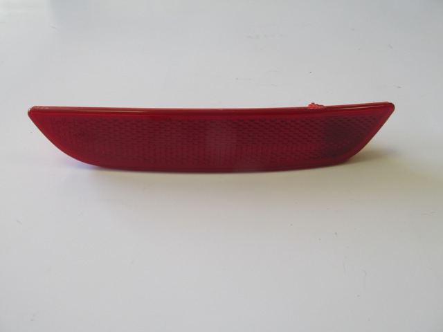 RENAULT-CLIO--4--HB--13/16;-REAR-BUMPER-REFLECTOR-LH-RED