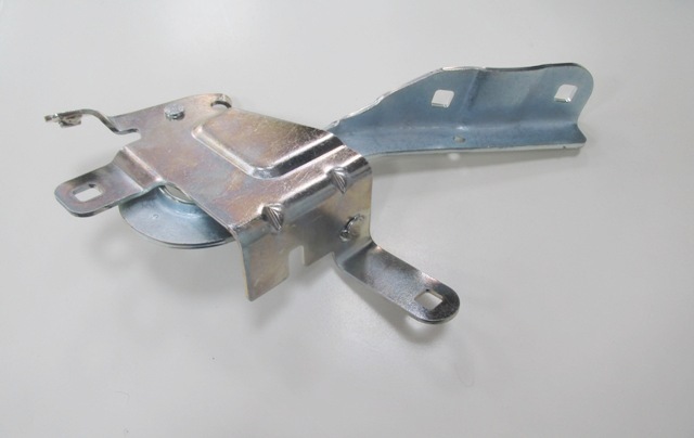 RENAULT-CLIO--4--HB--13/16;-HOOD-HINGE-LH