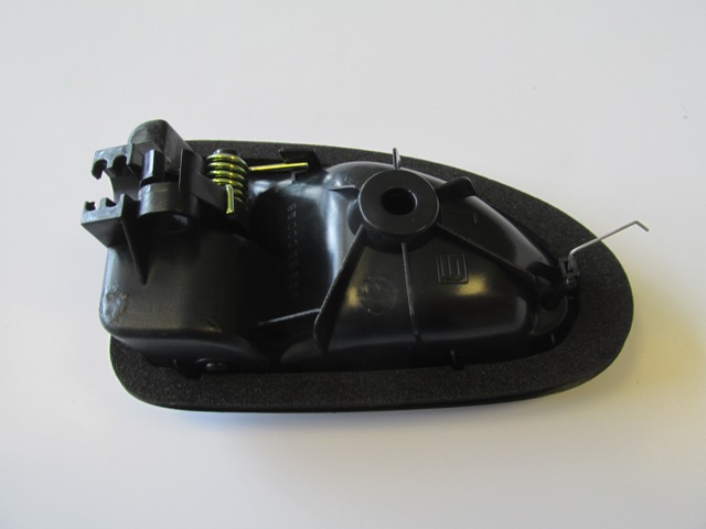 RENAULT-MEGANE--1--98/99;-FRONT-DOOR-INSIDE-HANDLE-RH-BLACK