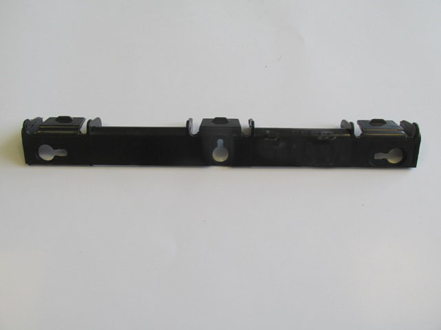 RENAULT-MEGANE--99/02;-REAR-BUMPER-BRACKET-MIDDLE