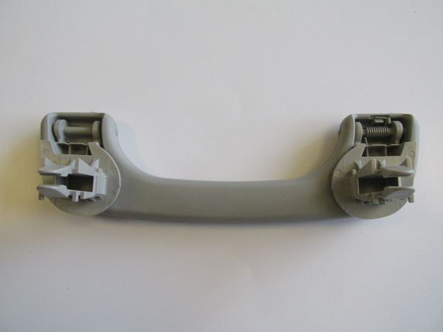 RENAULT-SCENIC--2--03/09;-ROOF-HANDLE-GRIP-FIXING-NUT-BEIGEN