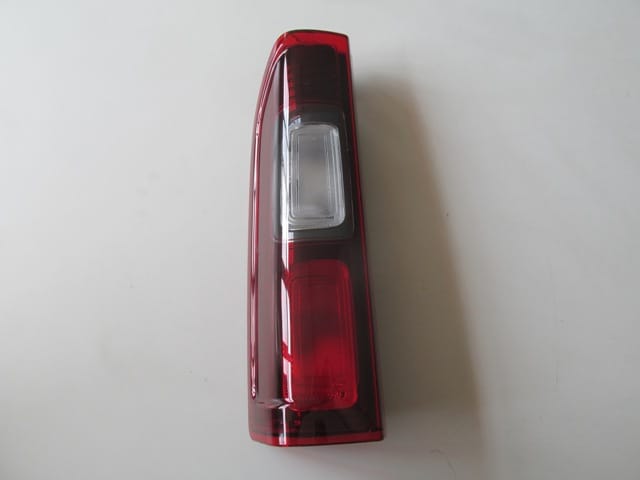 RENAULT TRAFIC- 3- 15/21; STOP LAMBASI SOL KIRMIZI/BEYAZ (MARS) (E MARKLI)