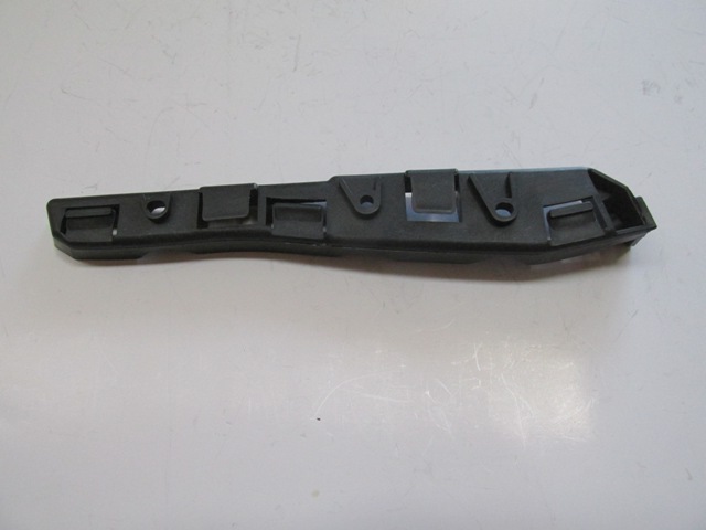 DACIA-LOGAN--04/08;-FRONT-BUMPER-BRACKET-LH