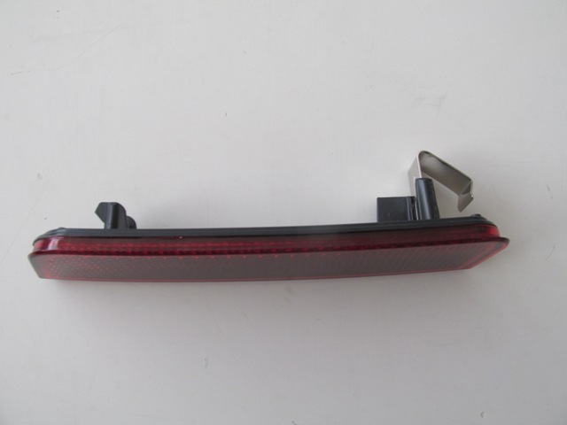 DACIA-LOGAN--MCV--14/20;--RR.-BUMPER-REFLECTOR-RH-RED