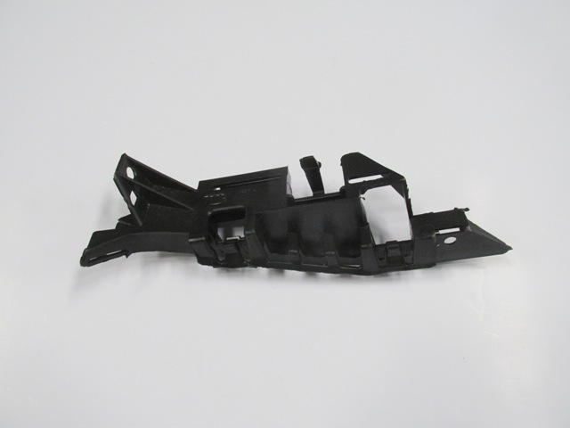 PEUGEOT-307--01/05;-FRONT-BUMPER-INSIDE-BRACKET-LH