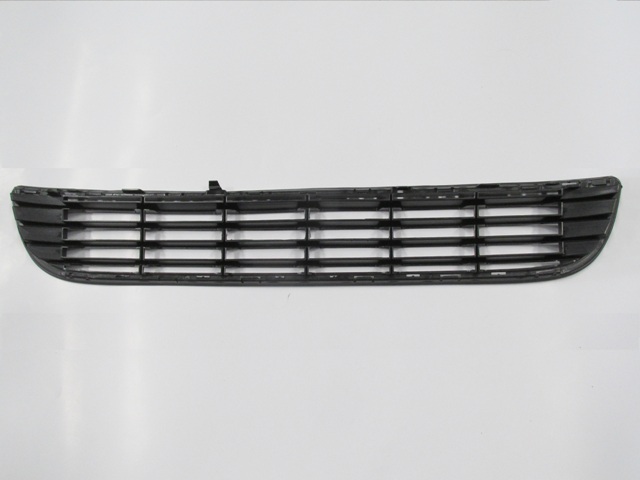 PEUGEOT-PARTNER--VAN--10/12;-FRONT-BUMPER-GRILLE-LOWER-BLACK