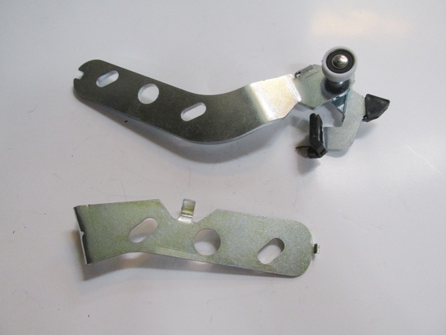 PEUGEOT-BOXER--07/13;-MIDDLE-DOOR-LOWER-HINGE-RH