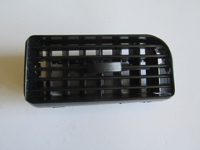 FIAT-LINEA-CLASSIC--06/15;-HEATER-BLOWING-CENTER-MIDDLE-GRILLE-RH-(DIFFUSER)