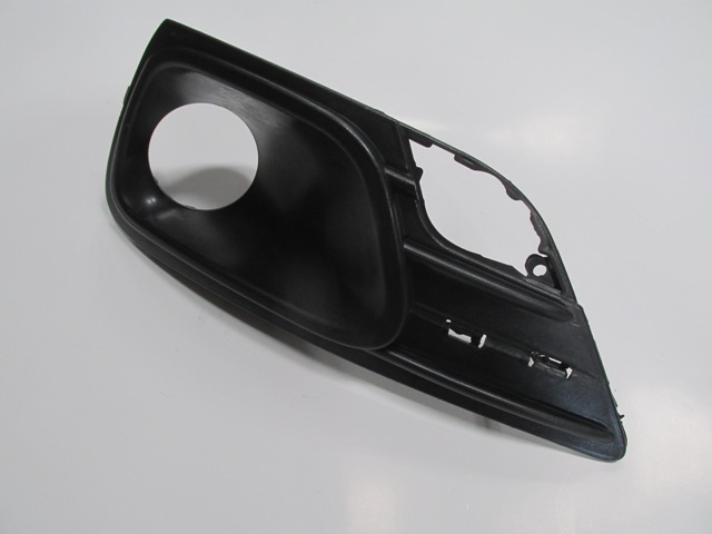 FIAT-LINEA--12/17;---FOG-LAMP-COVER-RH-W/FOG-HOLE