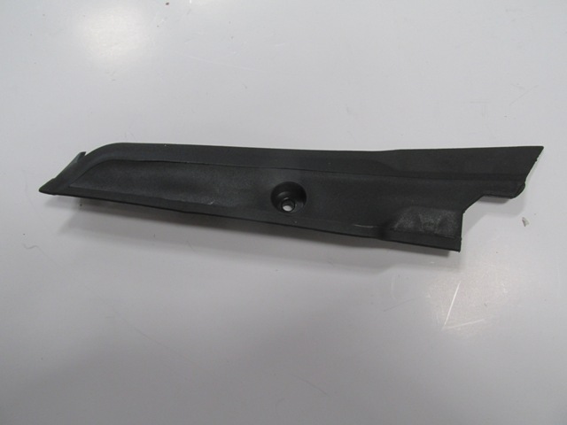 FIAT-GRANDE-PUNTO--06/12;-WIPER-PANEL-RH