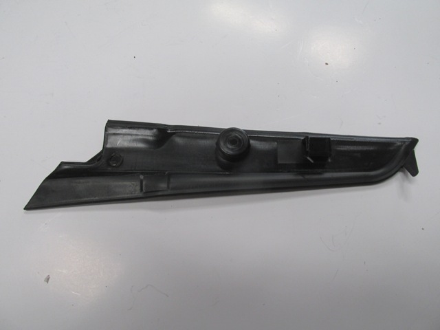 FIAT-GRANDE-PUNTO--06/12;-WIPER-PANEL-LH